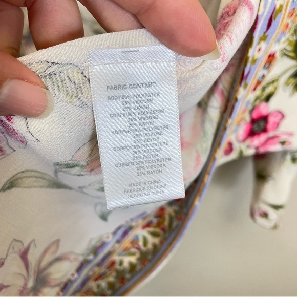 Anthropologie Akemi + Kin Floral Long Sleeve Open Short Kimono Cardigan One Size - Picture 2 of 11